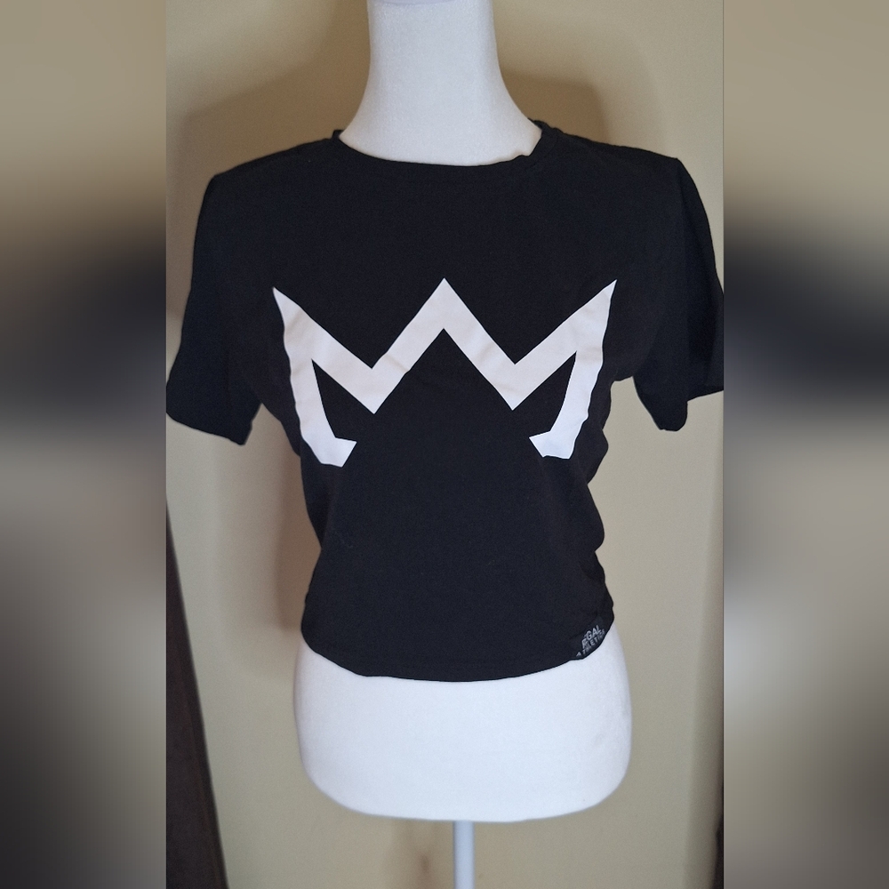 Black Crown Graphic Women's Tee